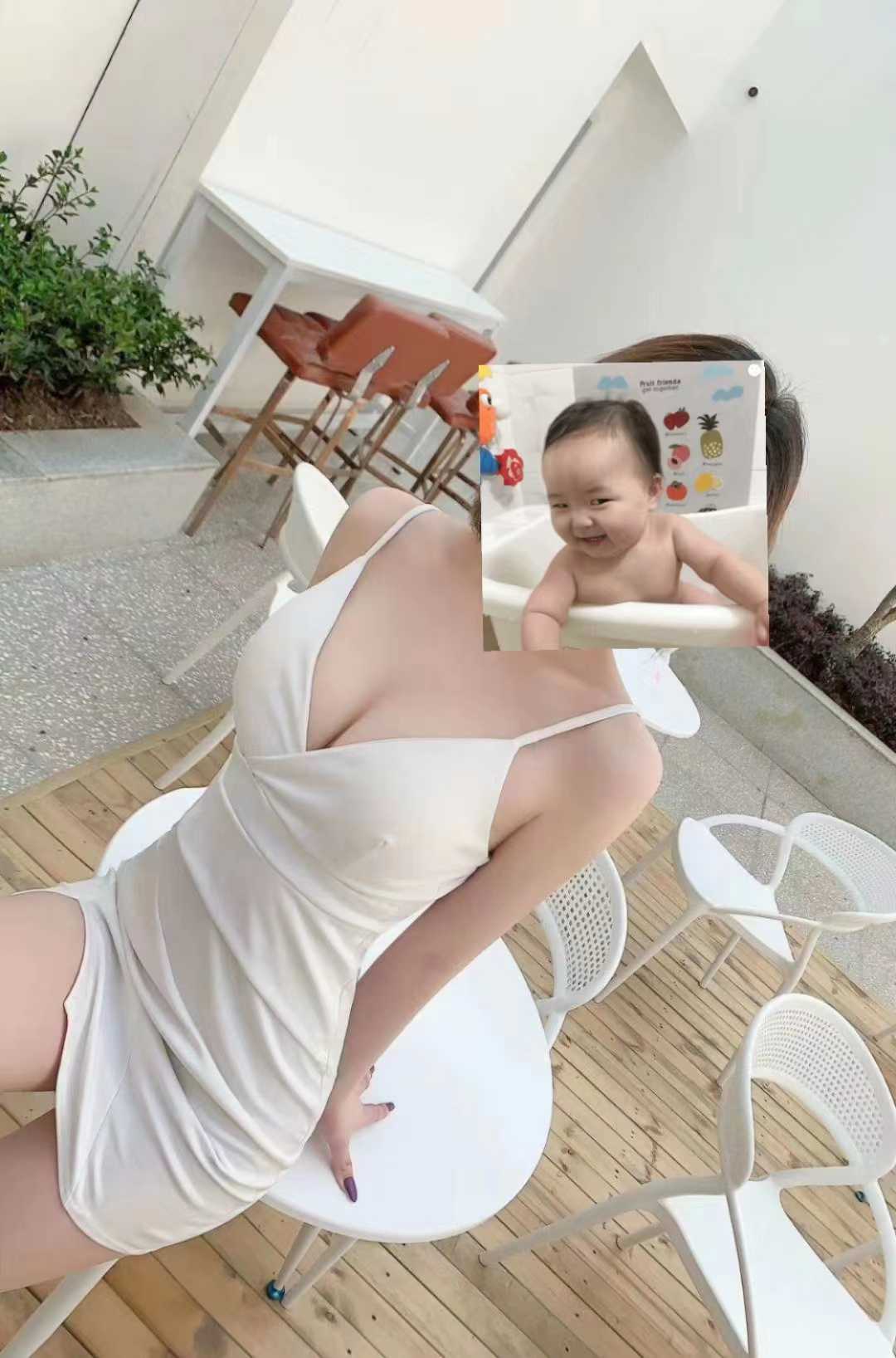 甜美服务系妹子