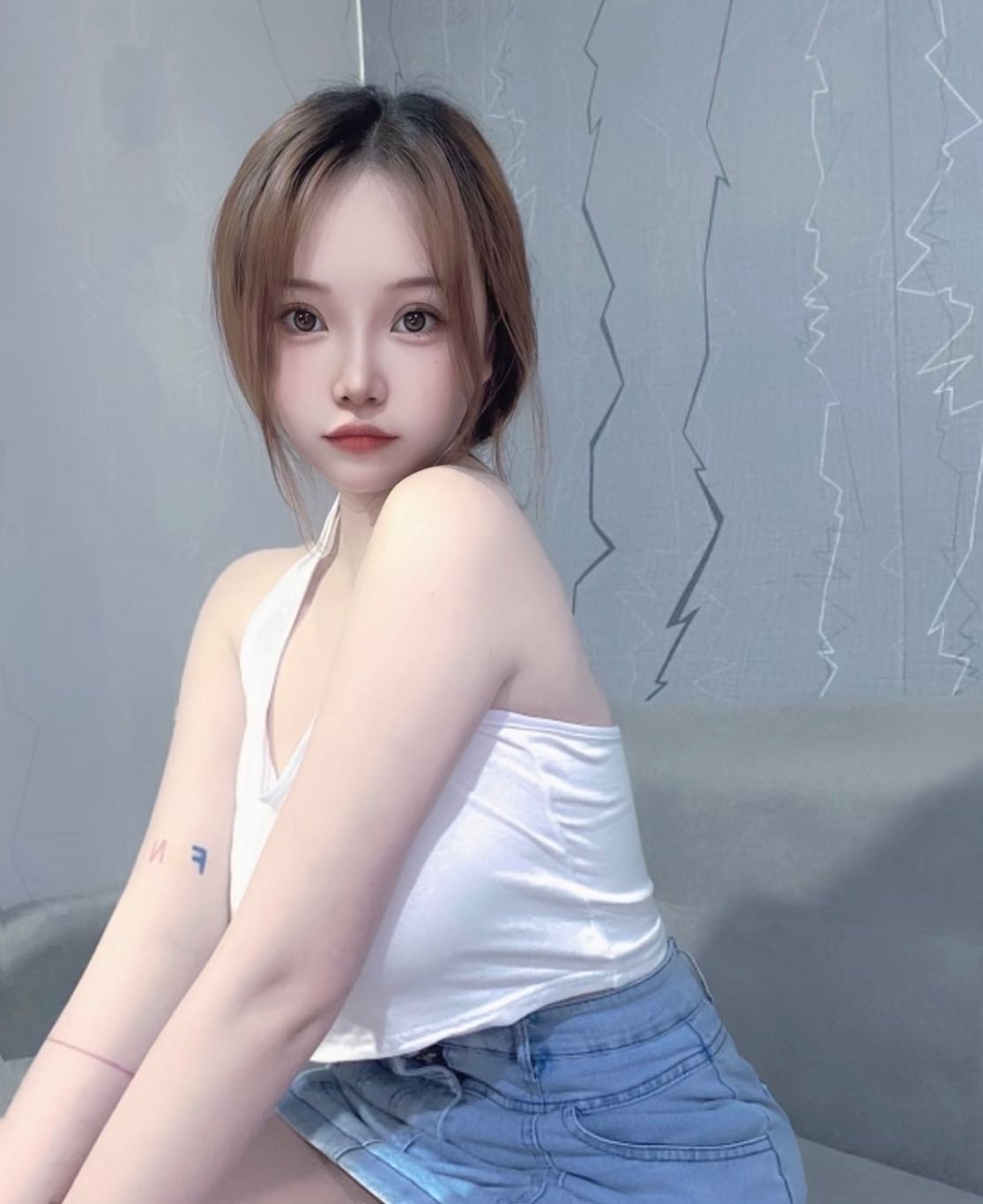 体验极品妹子 奶大水多技术好