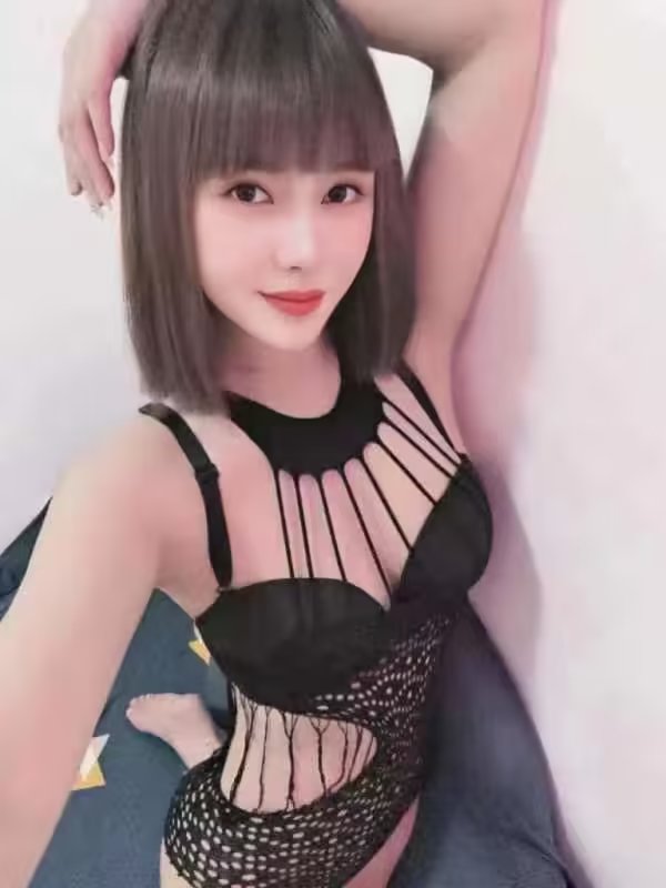 夫子庙服务美女一枚