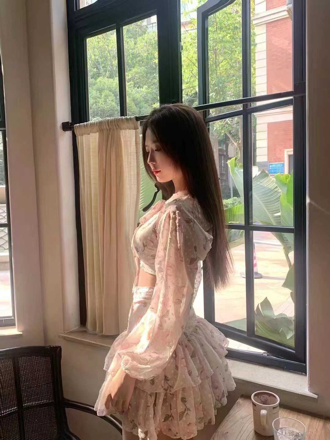 九月性感小姐姐爽记