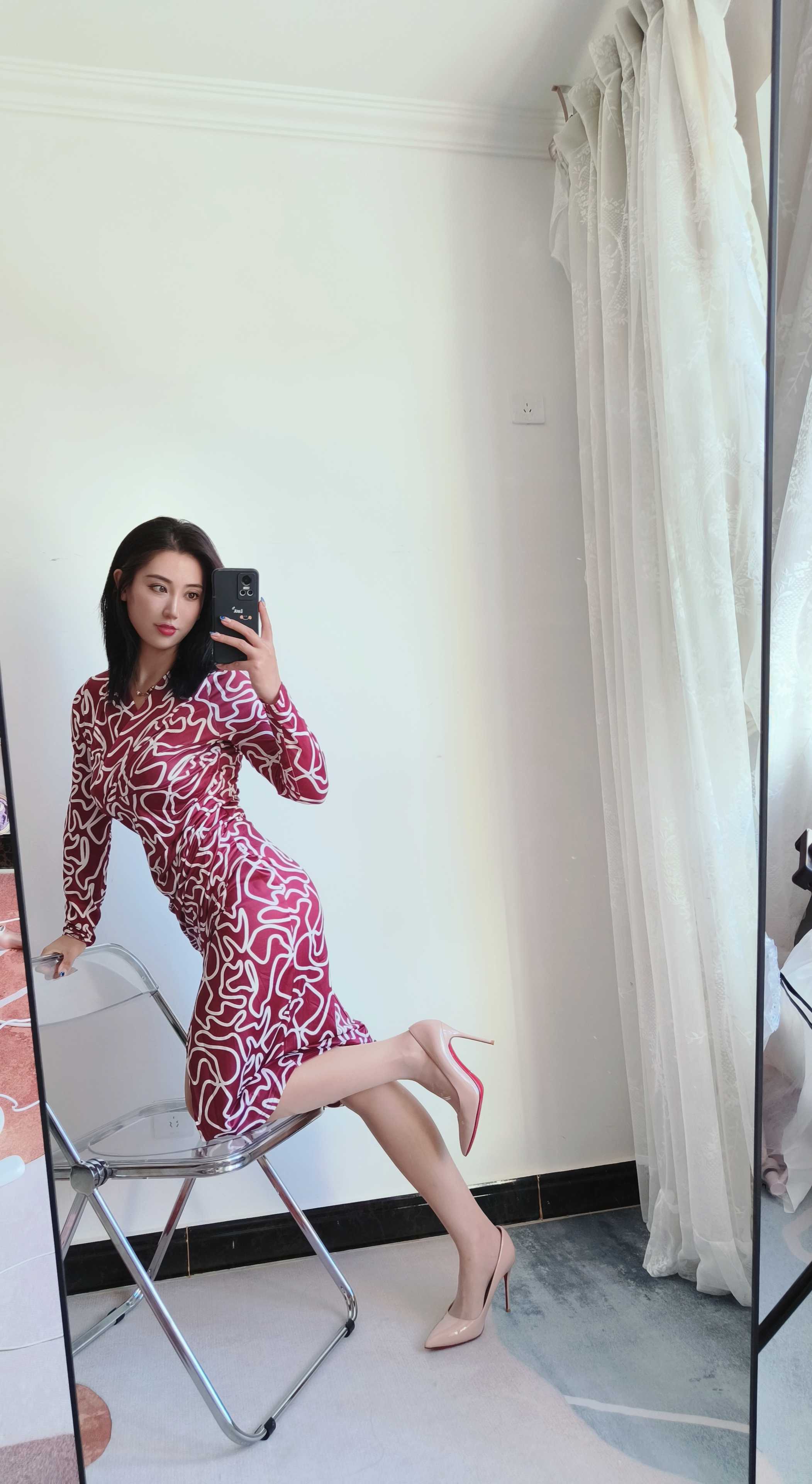 身材火辣36d美少妇