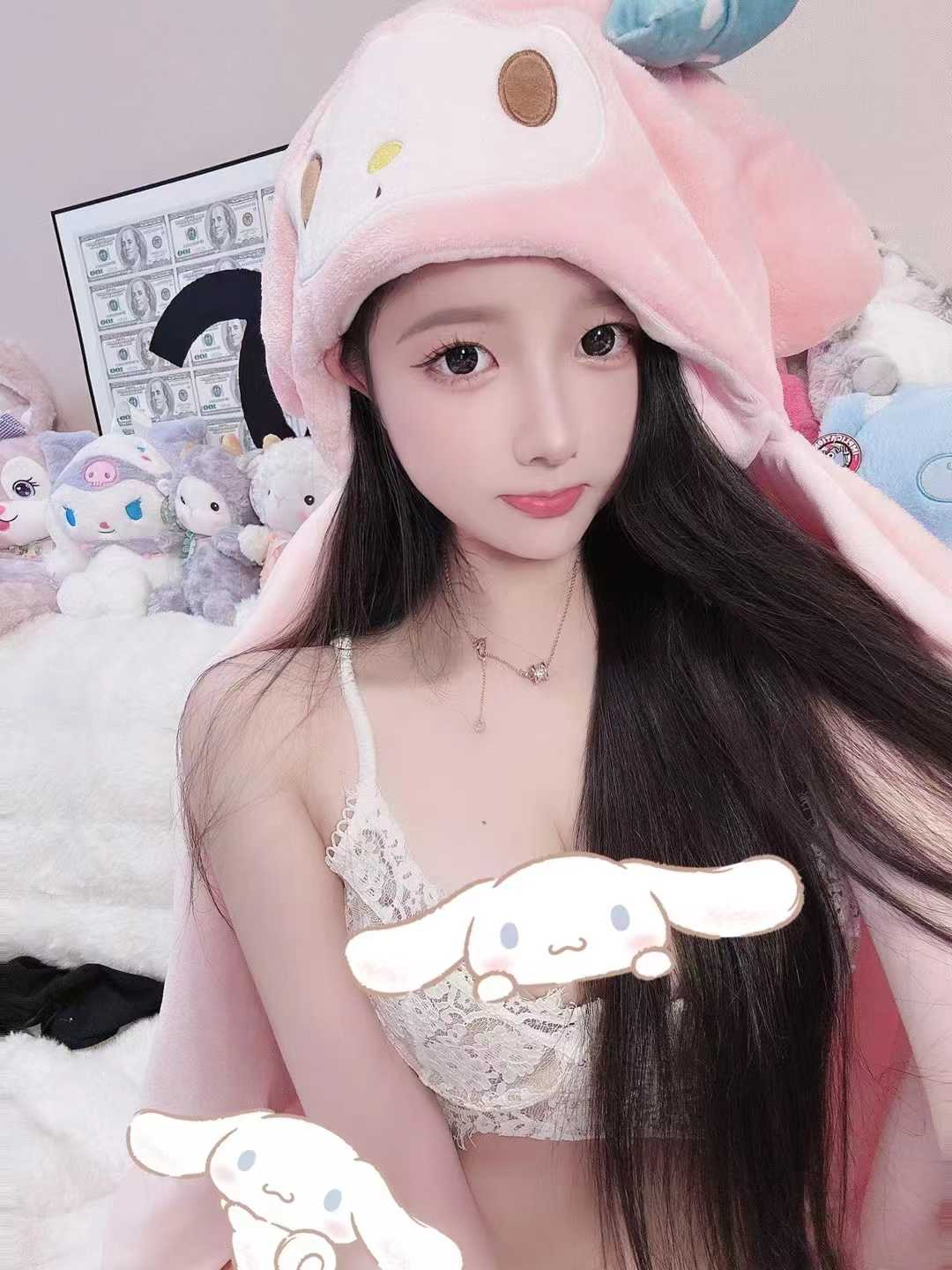 胸大嫩还有点小丰满