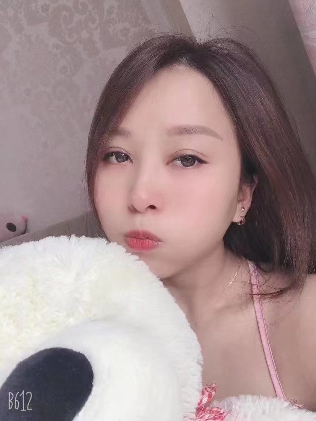 舌头很会舔，相当会撩