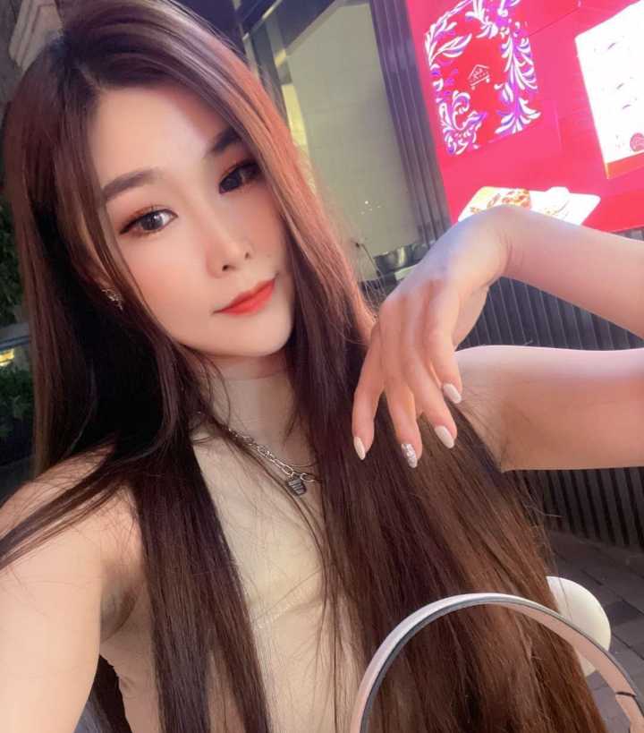 身材不错的风Sao少妇