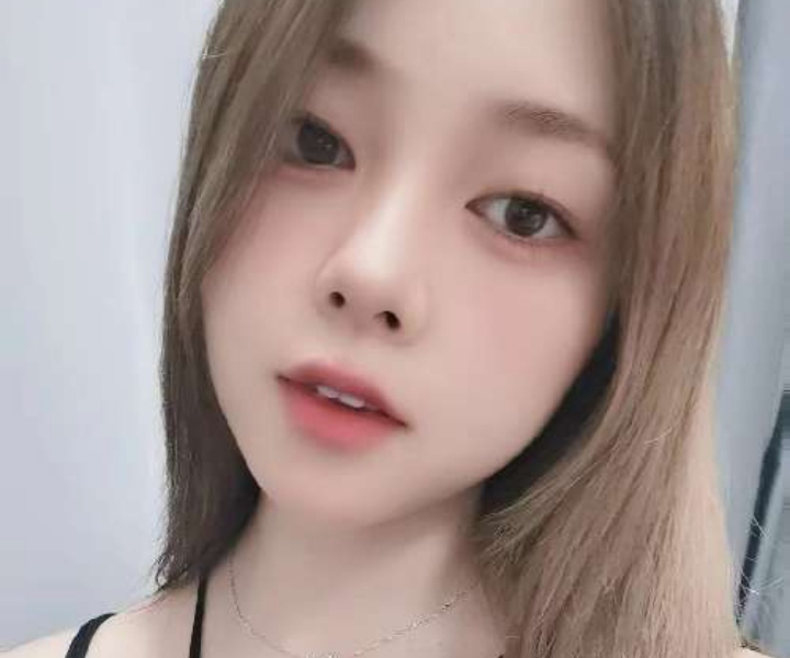 性感美女苗苗开课了