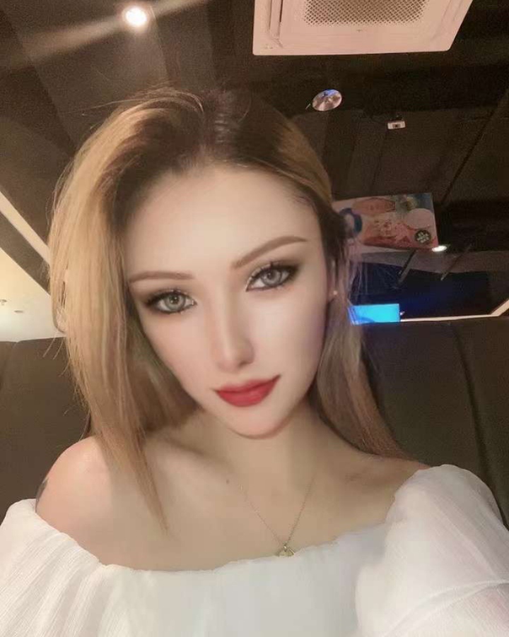 兼职模特小姐姐