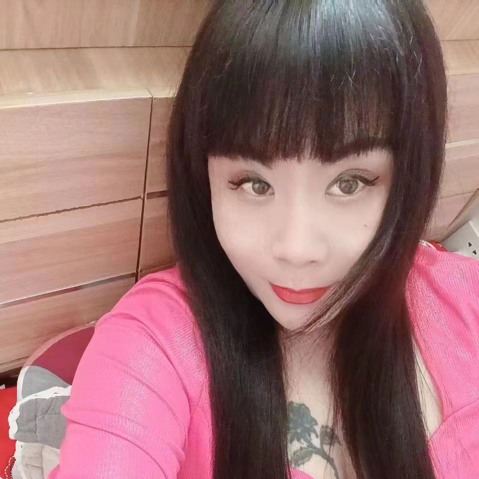 服务可以，大胸，身材微胖