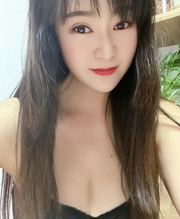 杭州拱墅大胸妹