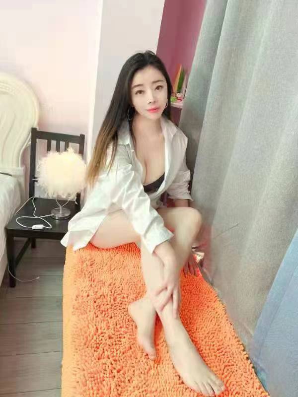 前凸后翘.主动Sao