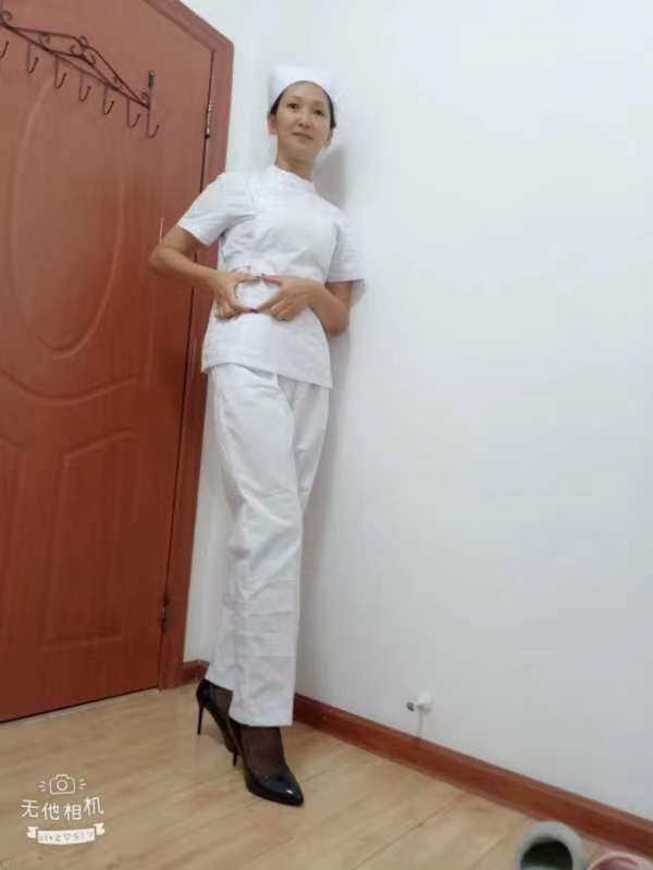 可三通的风韵少妇