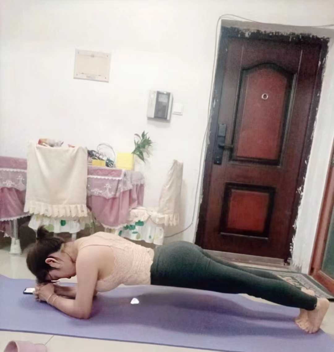 兼职美女  漂亮  皮肤白  服务好