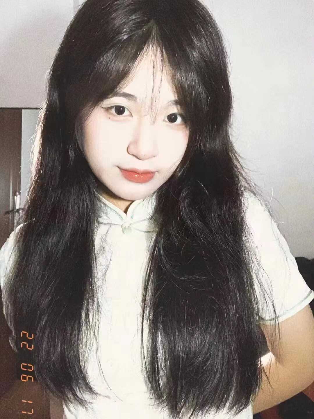 活泼可爱，说话不机车，不催人