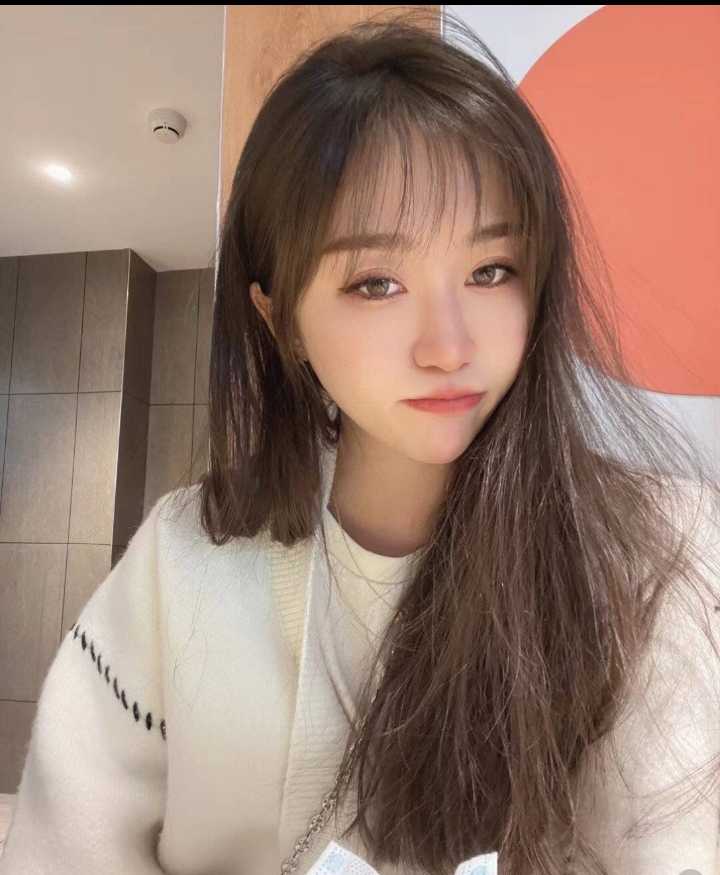 制服诱惑小b粉嫩