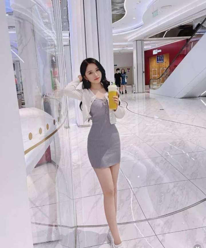 性感美少女奶子粉嫩