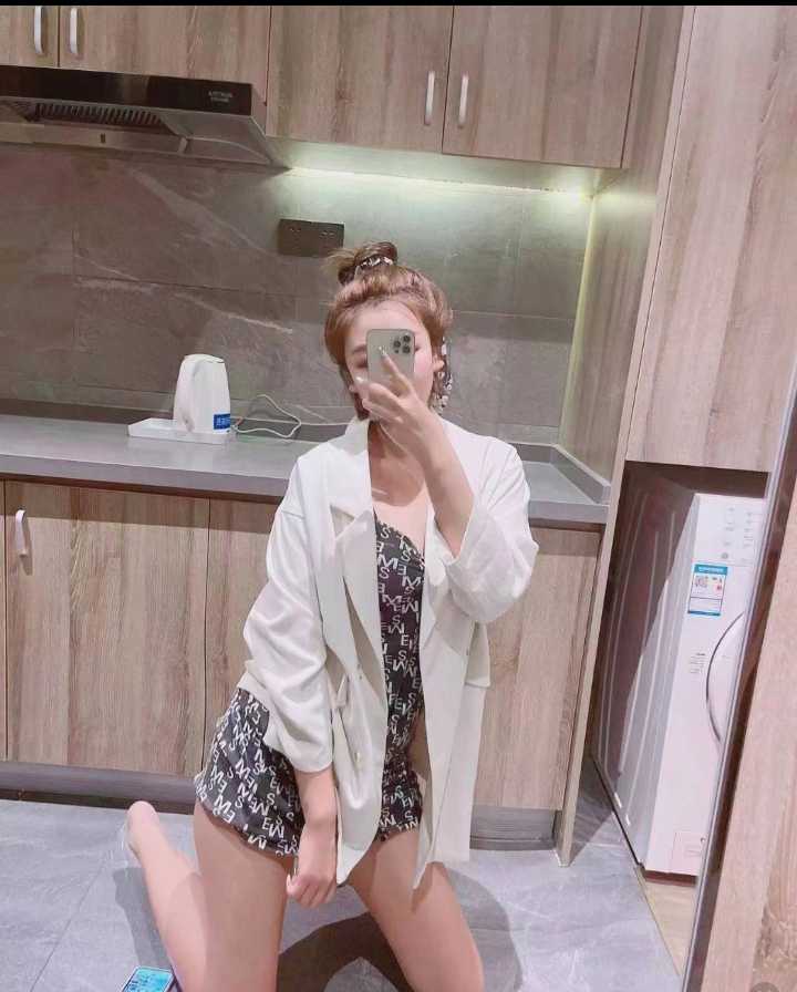 漂亮活好奶子粉嫩