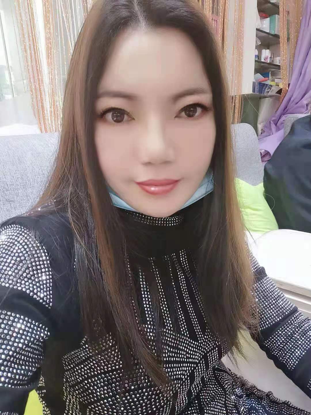 西乡塘服务好丰满少妇