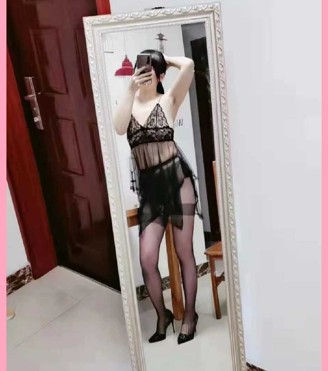 很会舔性价比高的性感风韵少妇