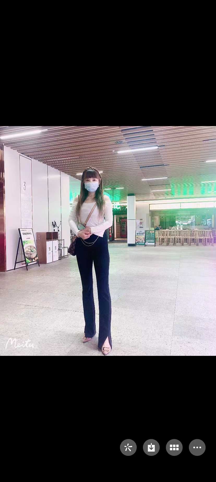 高挑大长腿性价比高的性感妹子