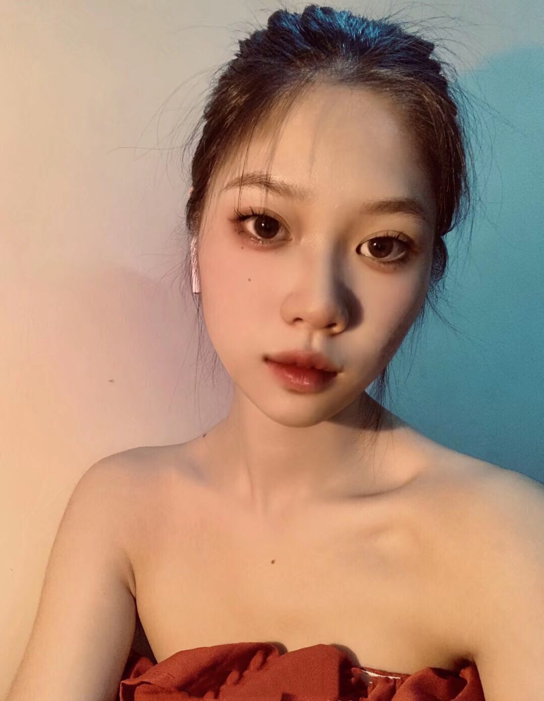 太原小店区性感大胸妹