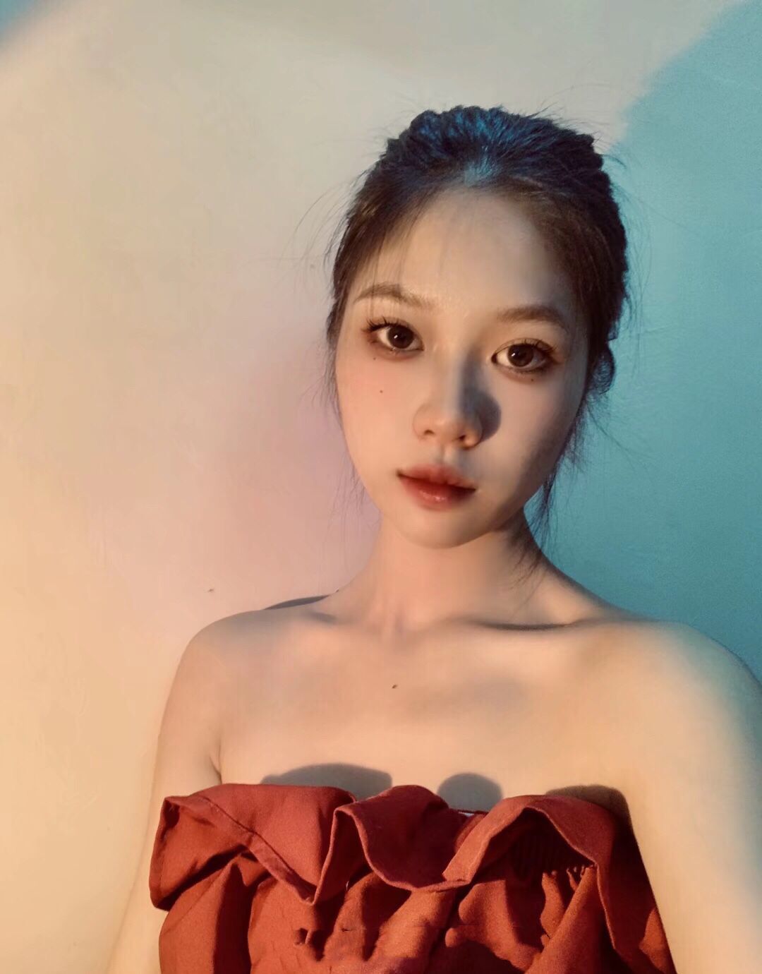 太原小店区性感大胸妹