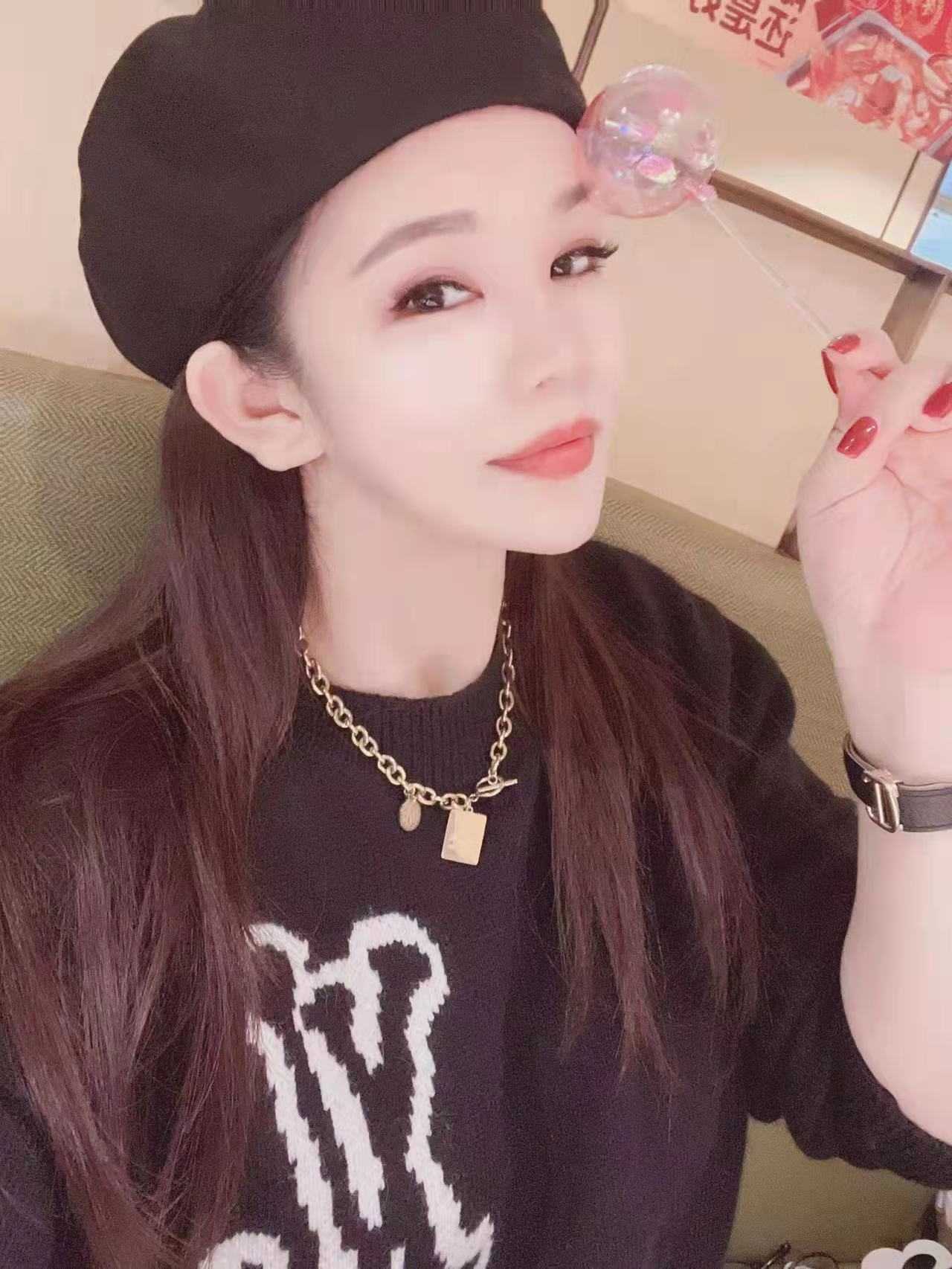 很会舔性价比高的漂亮妹子