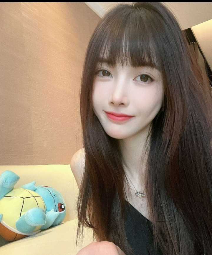 刚下海的粉嫩女神