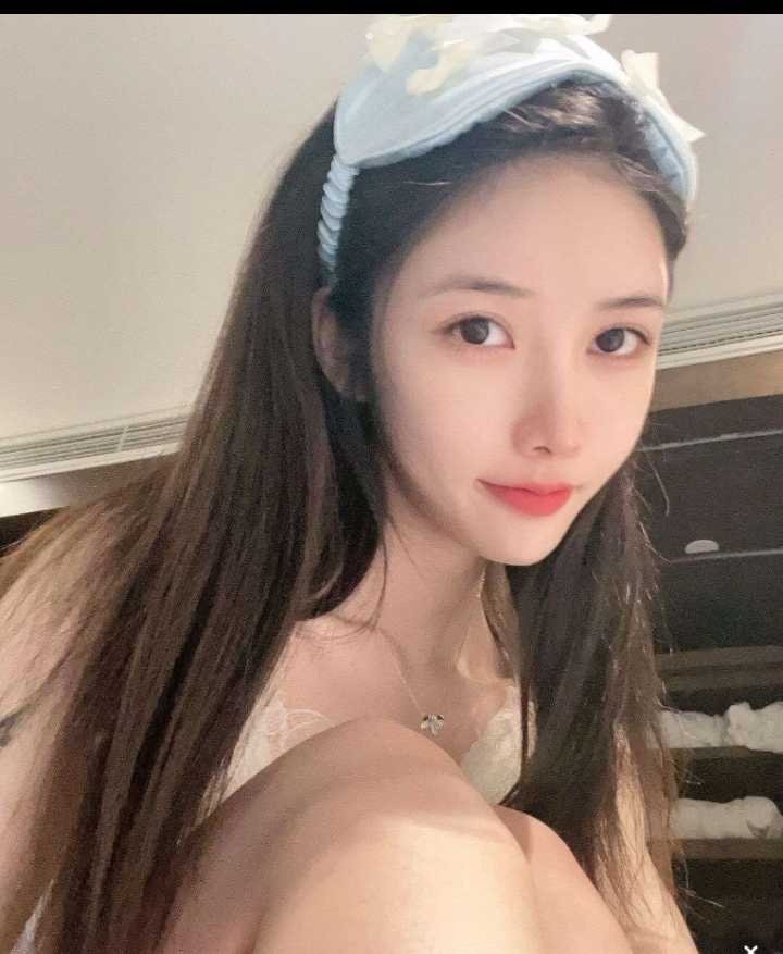 刚下海的粉嫩女神