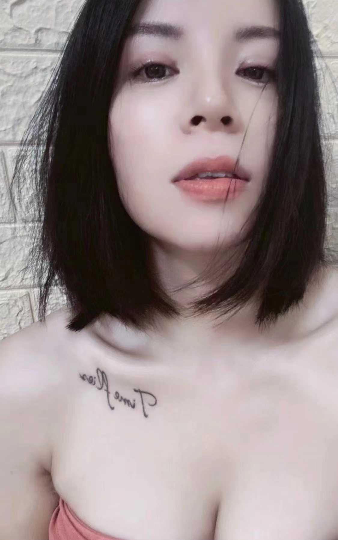 健身美女，相当主动