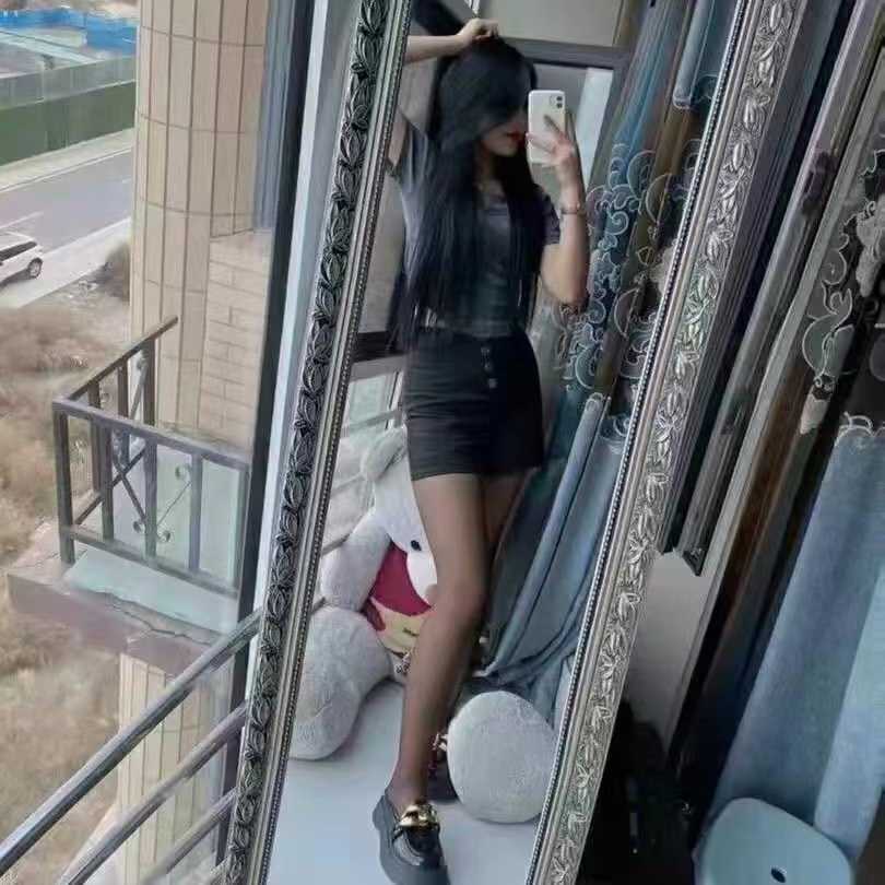 服务好水多多的妹子