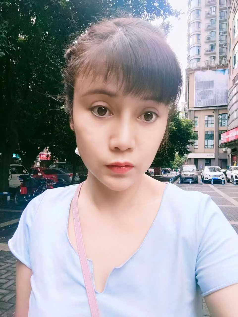 服务好性价比很会舔的风韵少妇