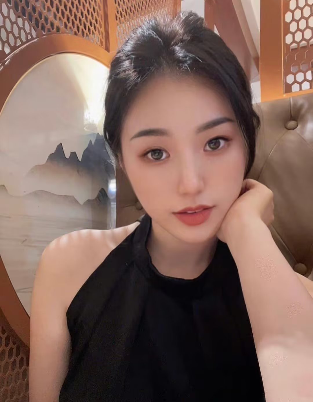 邻家女孩，初恋情人。