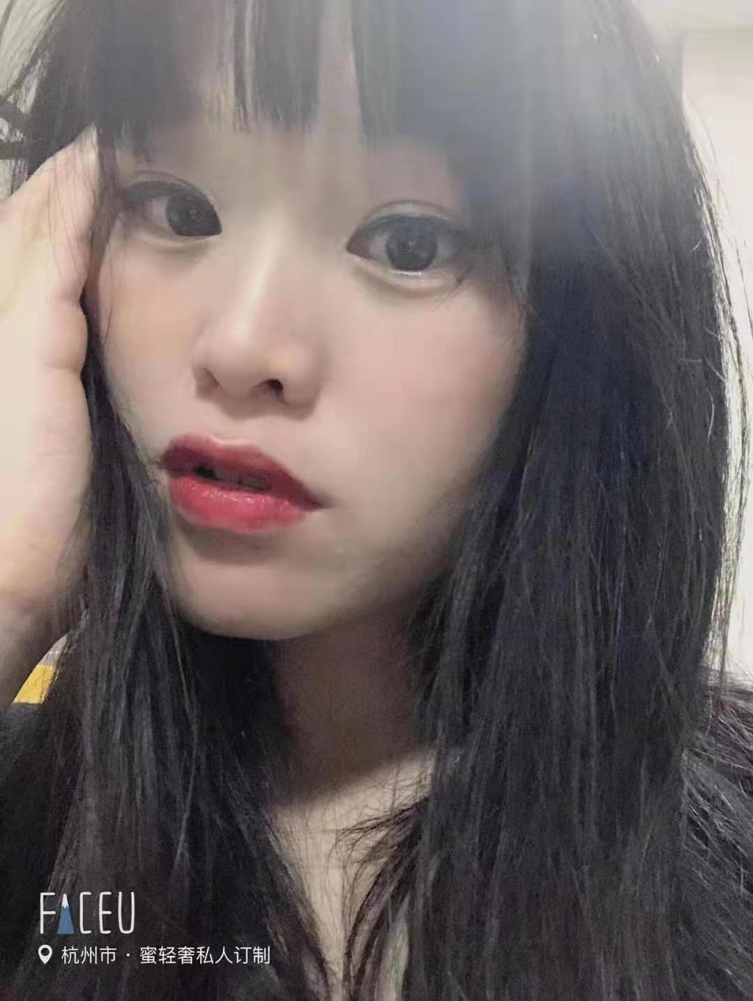 胸大，服务好，人漂亮