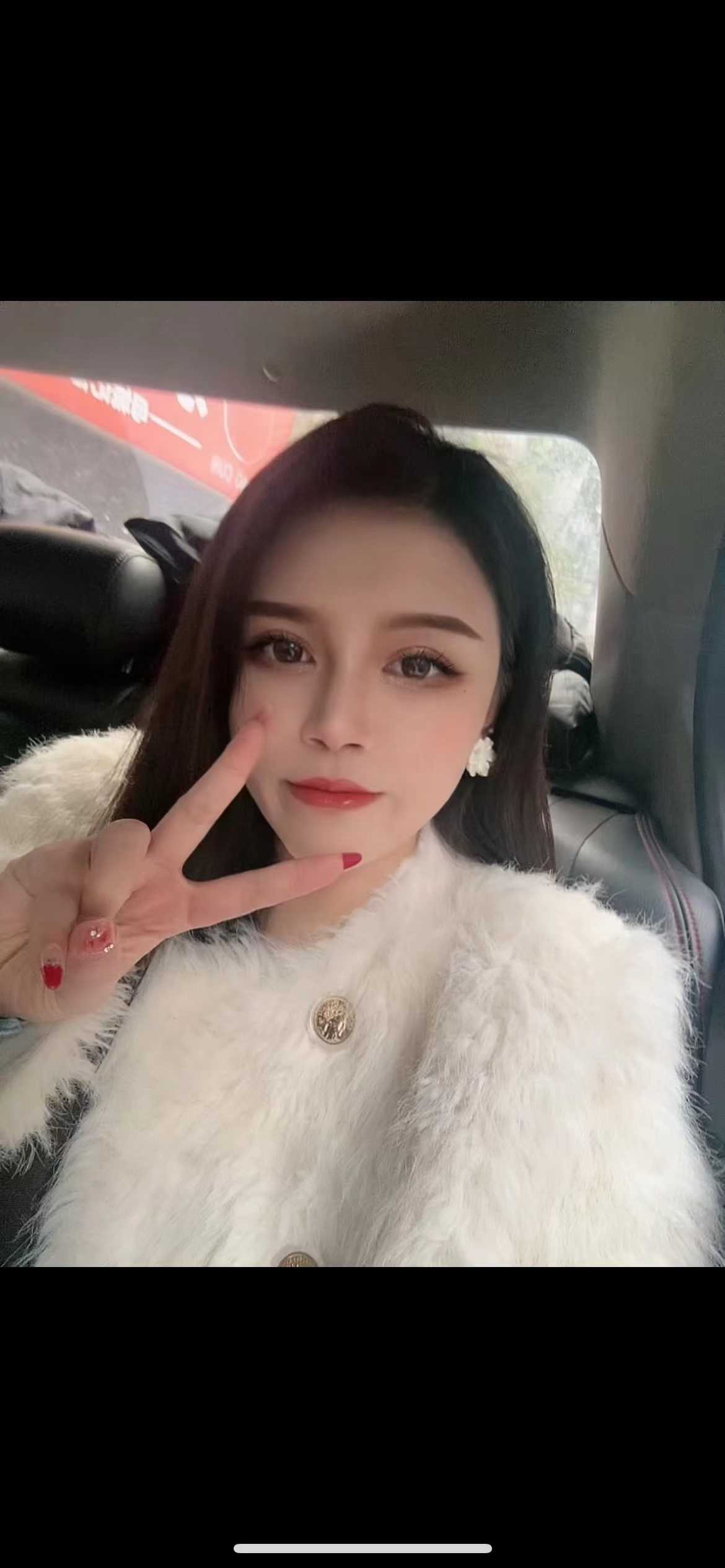 陈家坪性感兼职小妹