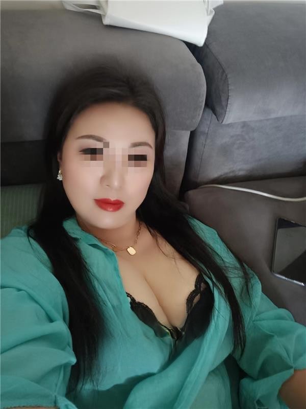 性感火辣奶子丰满