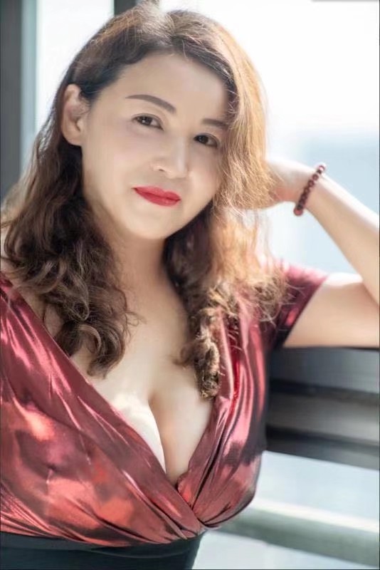 杨家湾大奶熟妇飘雪