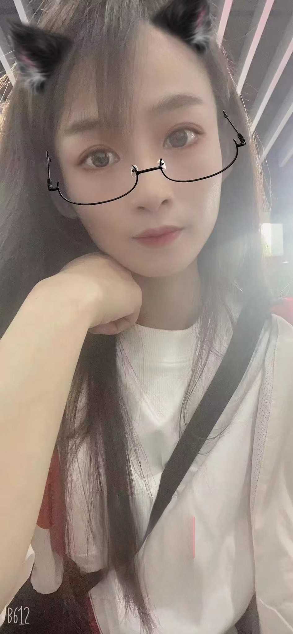 漂亮身材苗条服务温柔