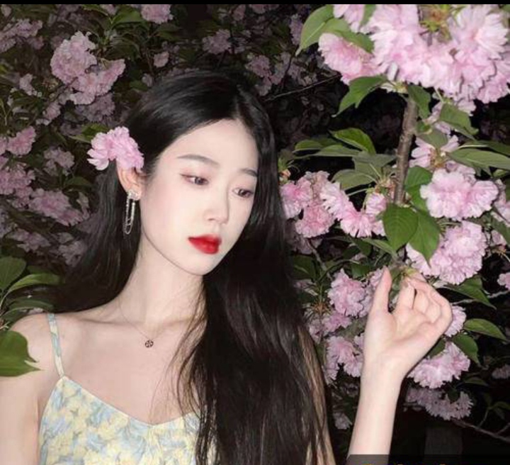 漂亮性感身材高挑