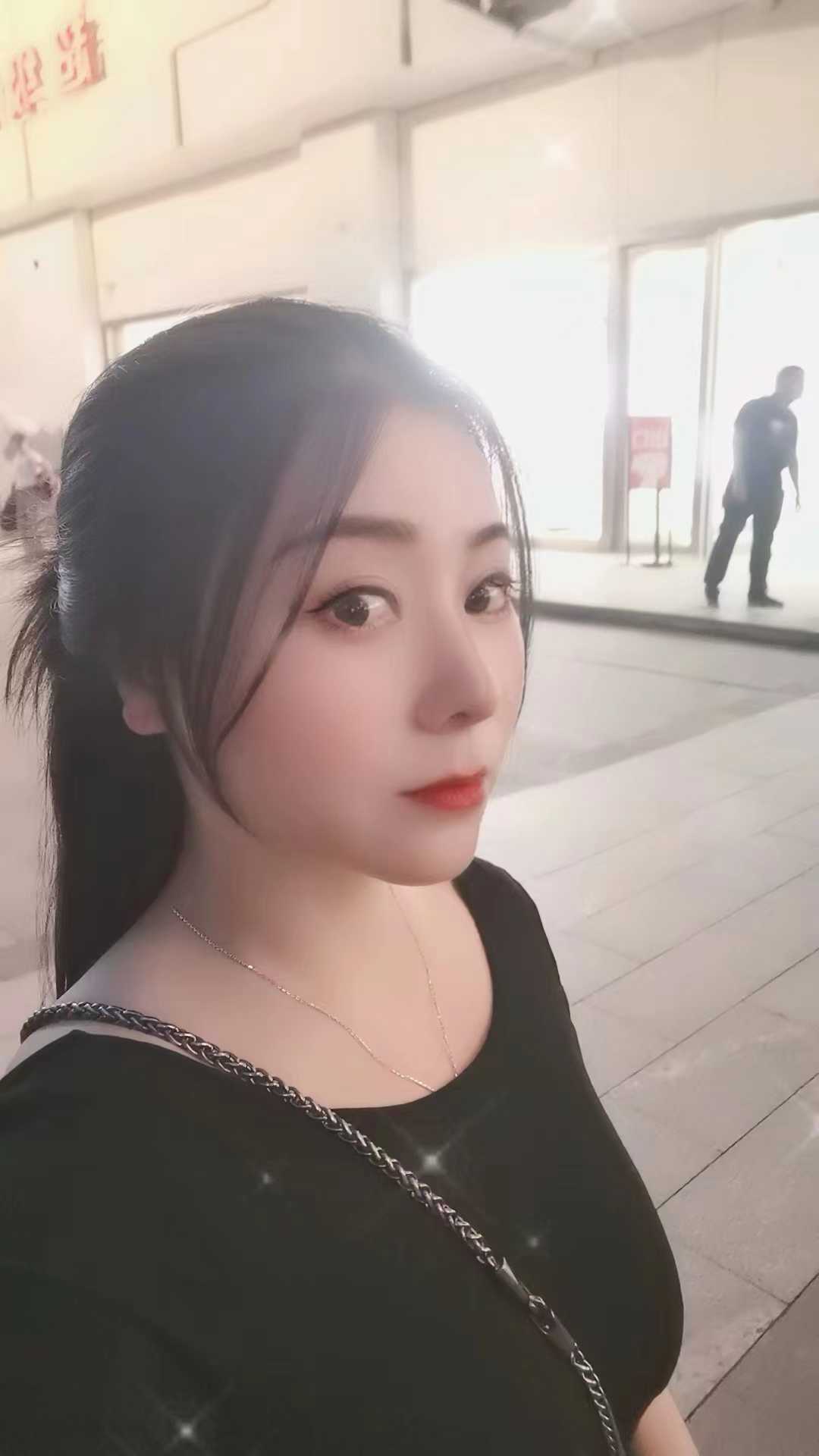 够sao够性感的网红小燕子