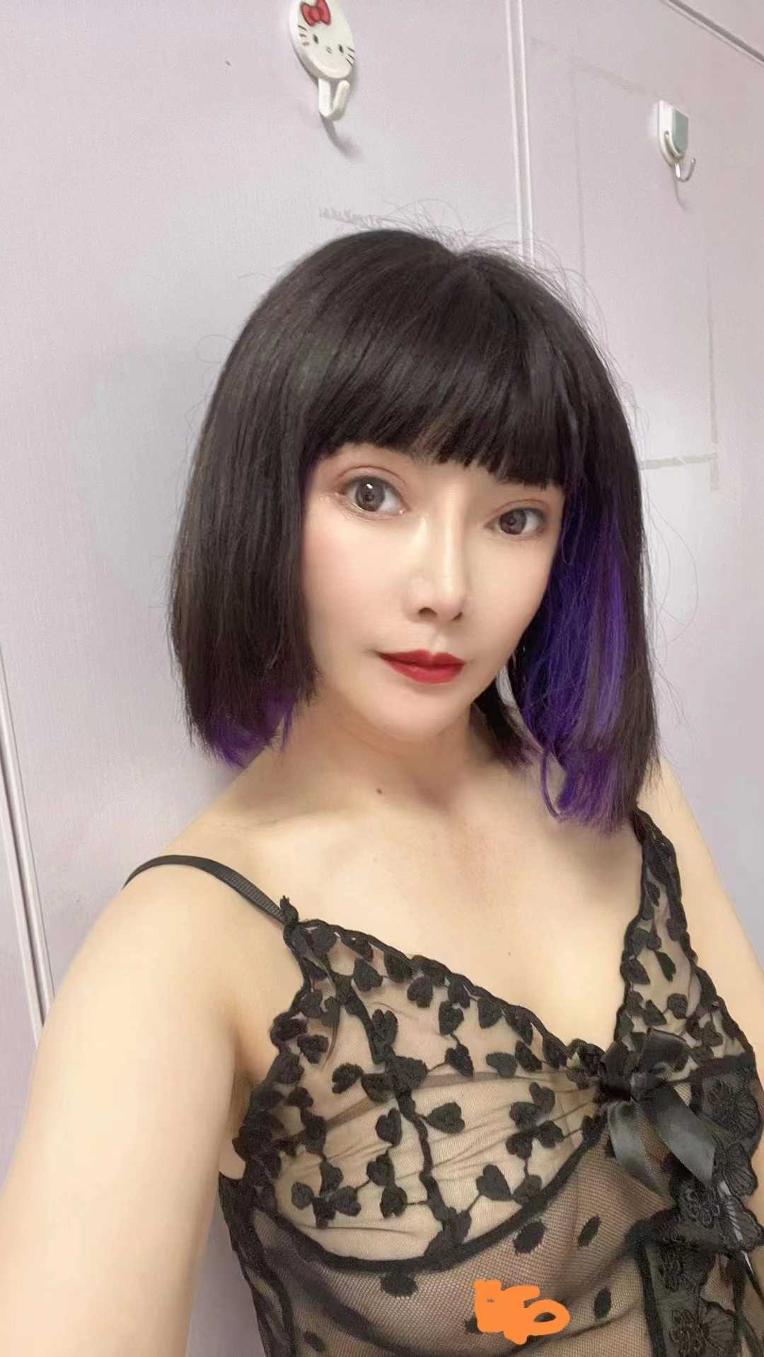 姐姐热情负责，主动配合