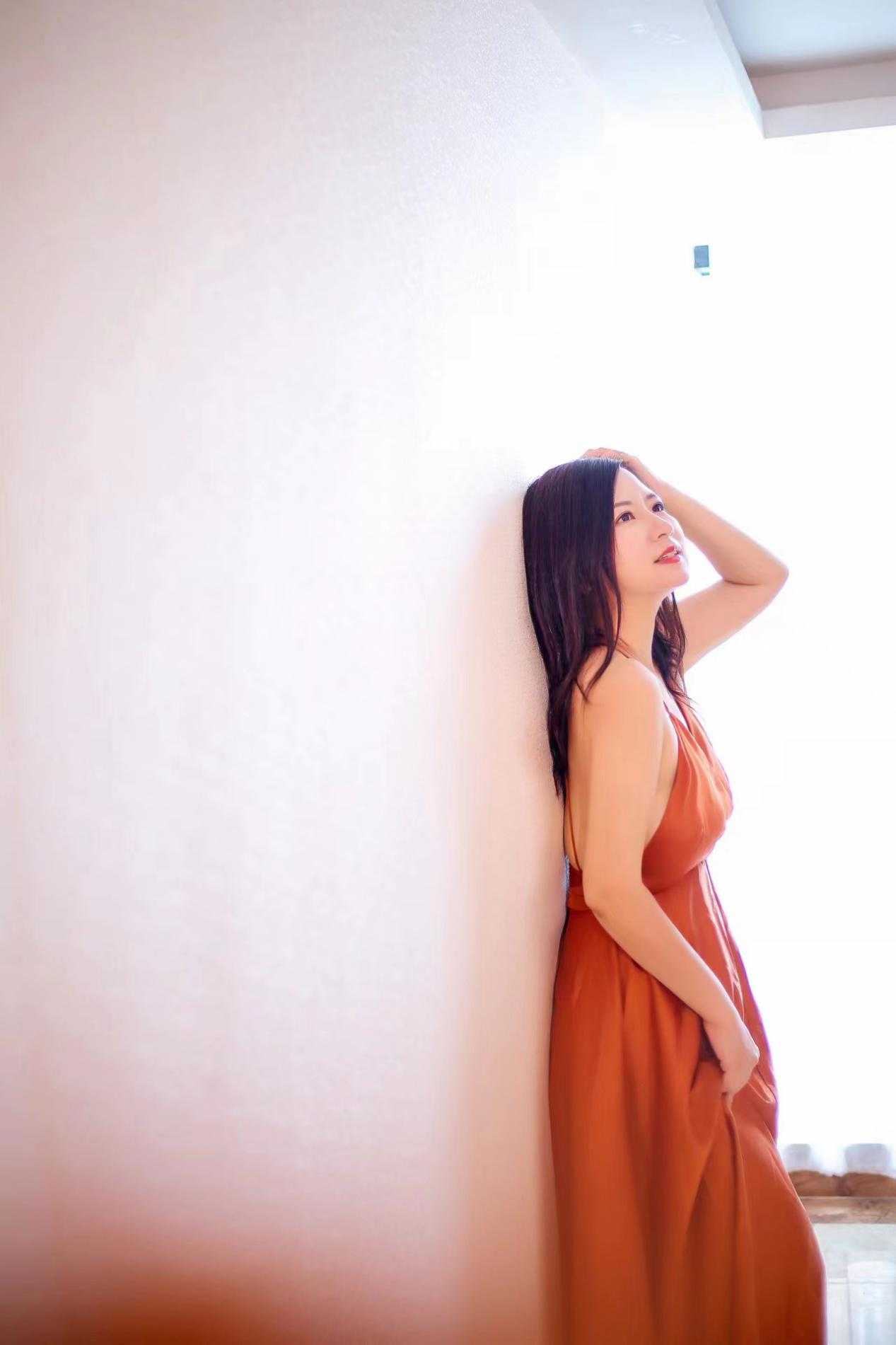 极品g杯女神很会吸很会舔