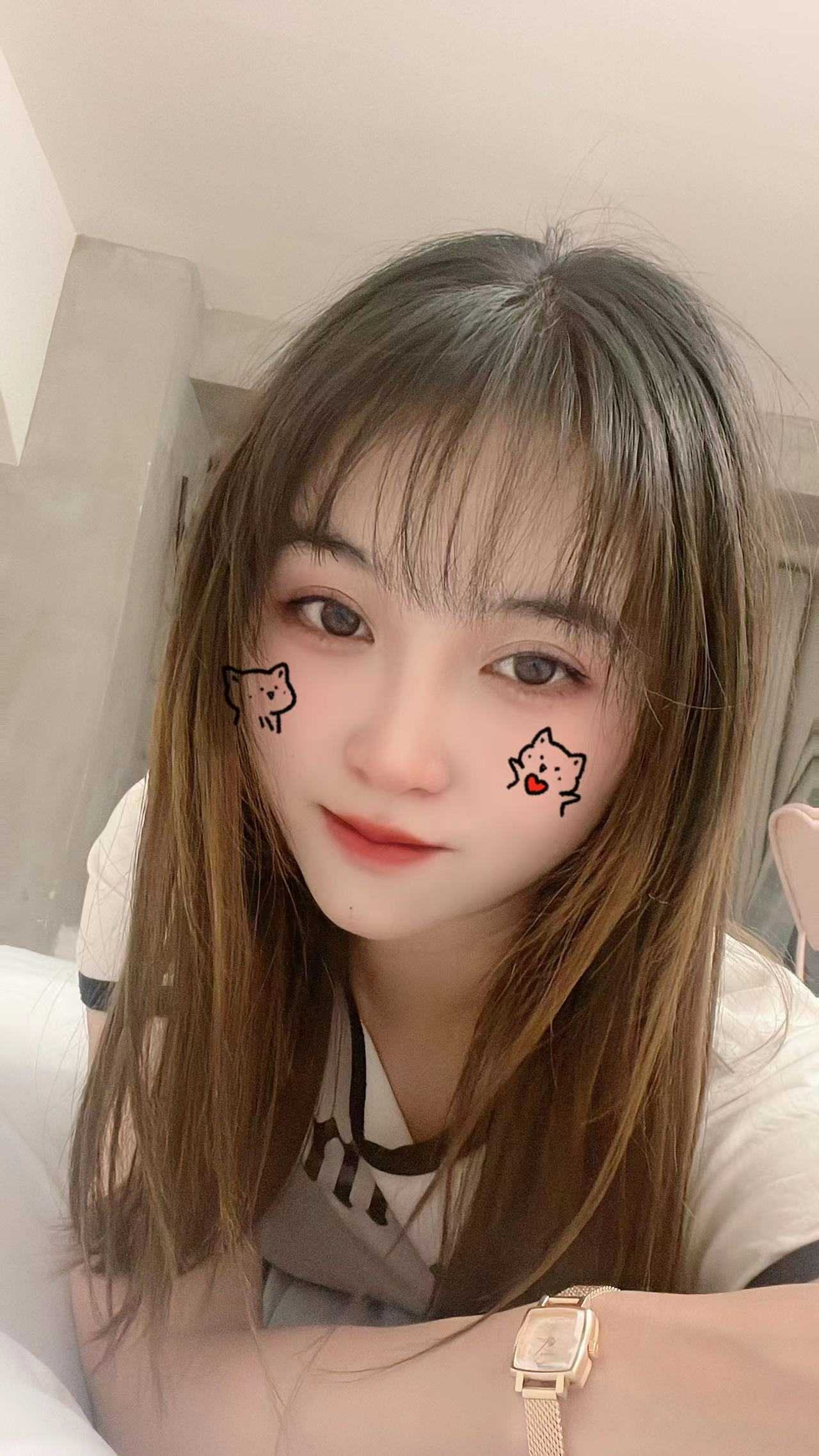 漂亮甜美范皮肤粉嫩