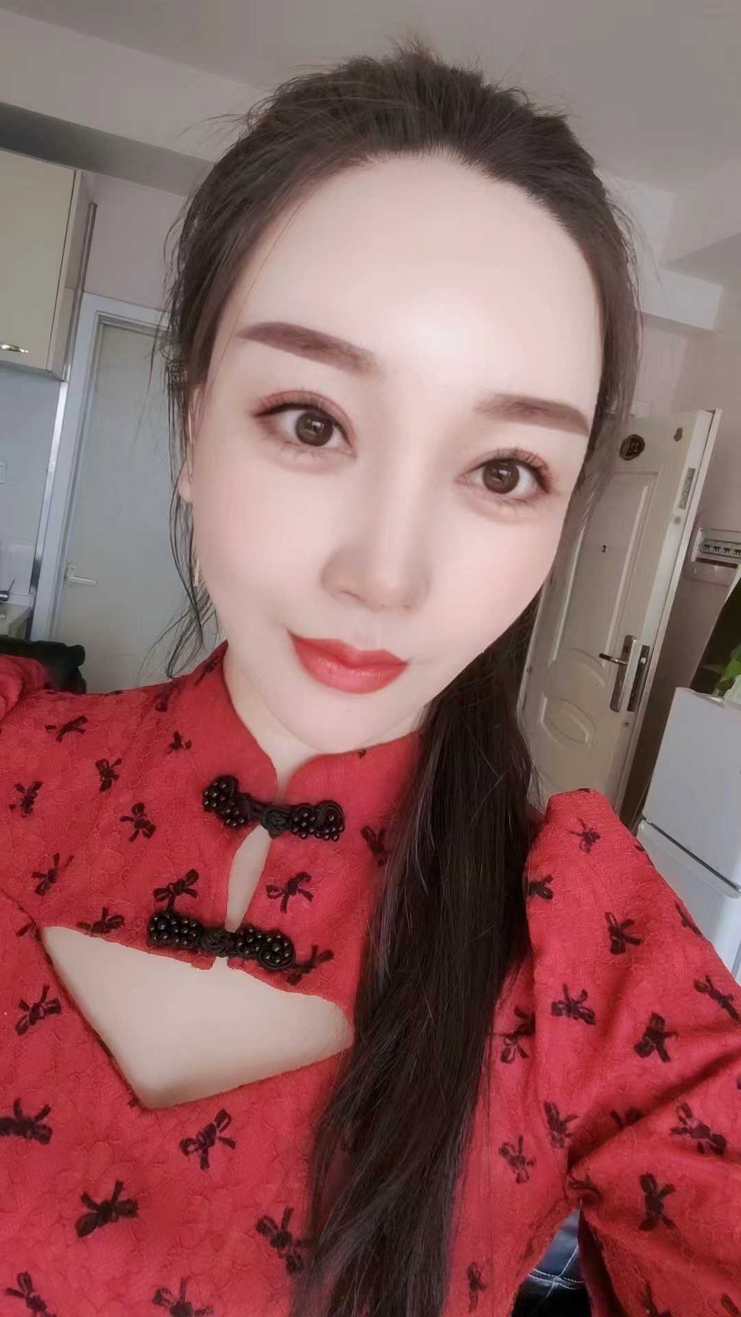 推荐个韵味十足的小姐姐