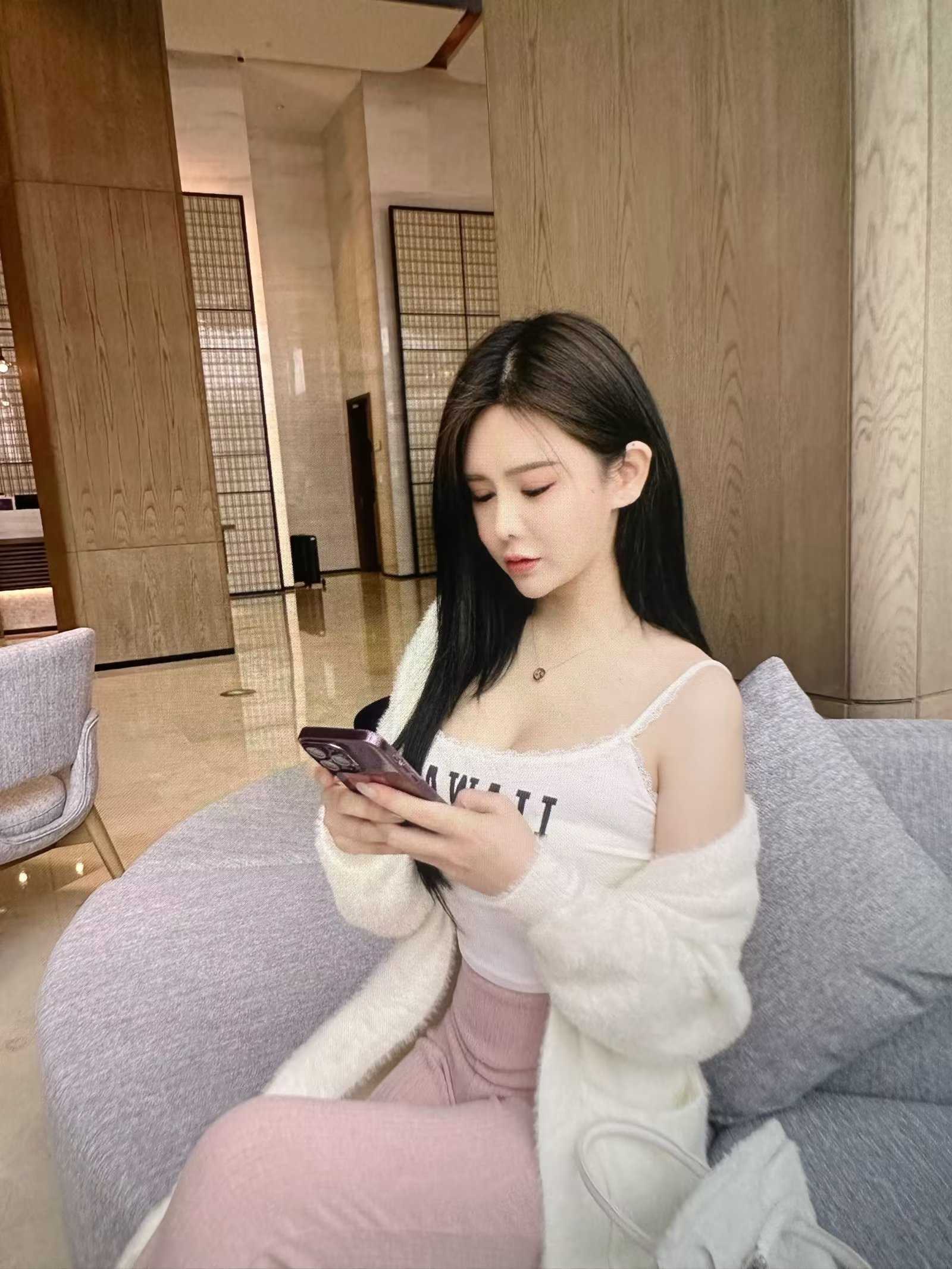 高新区兼职小姐姐