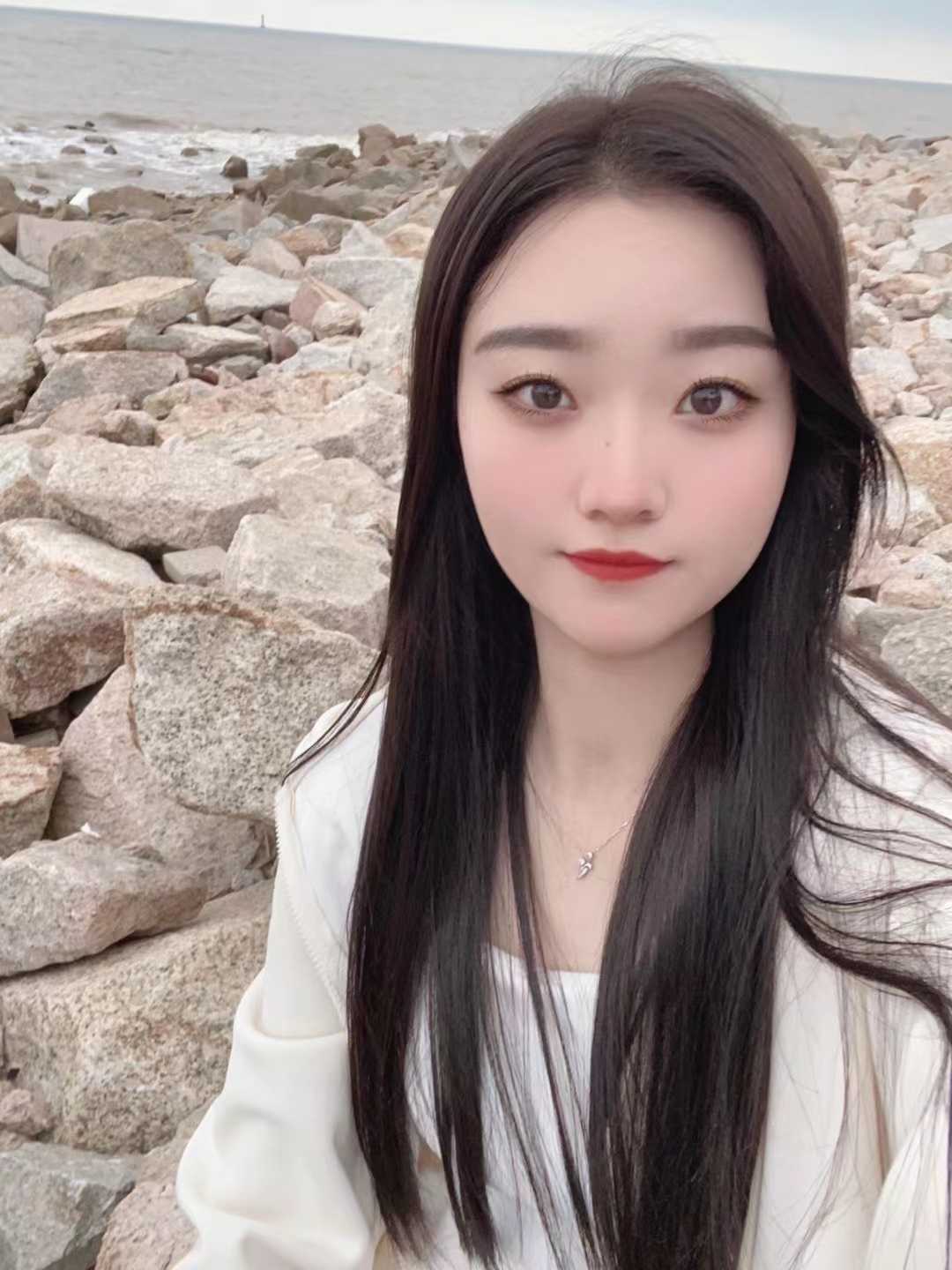 妹儿比较Sao主动，洗干净激情上位