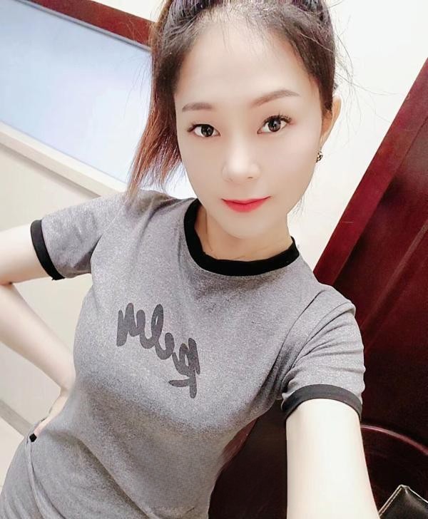 漂亮性感奶子丰满