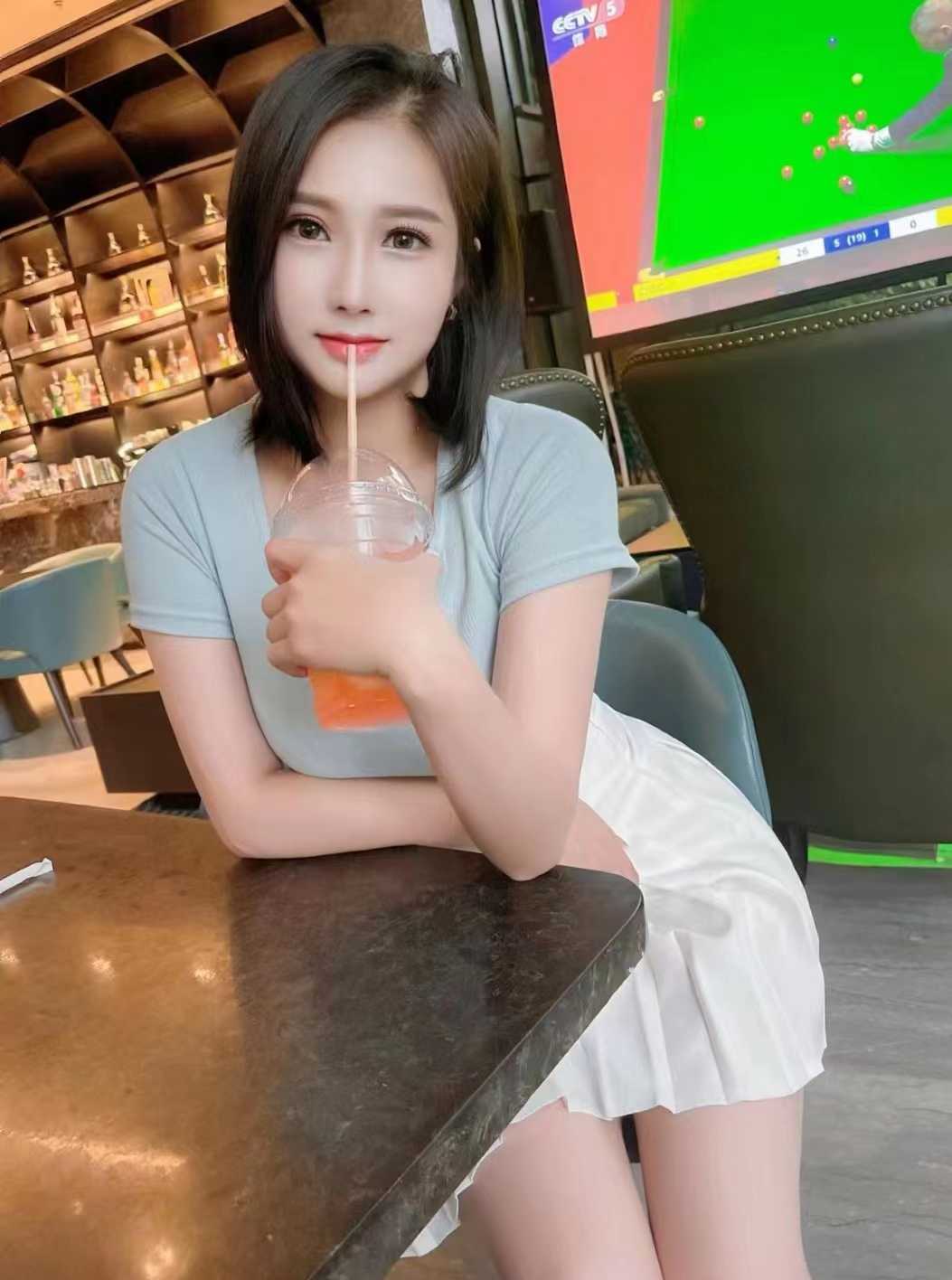 技术一流性感丰满妹子