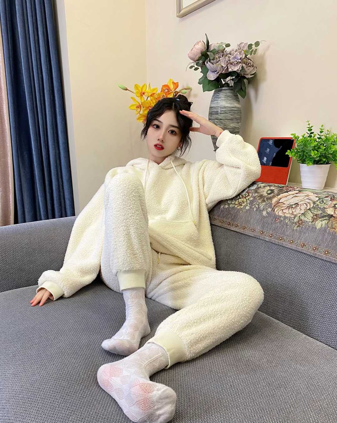 年轻性感的小姐姐