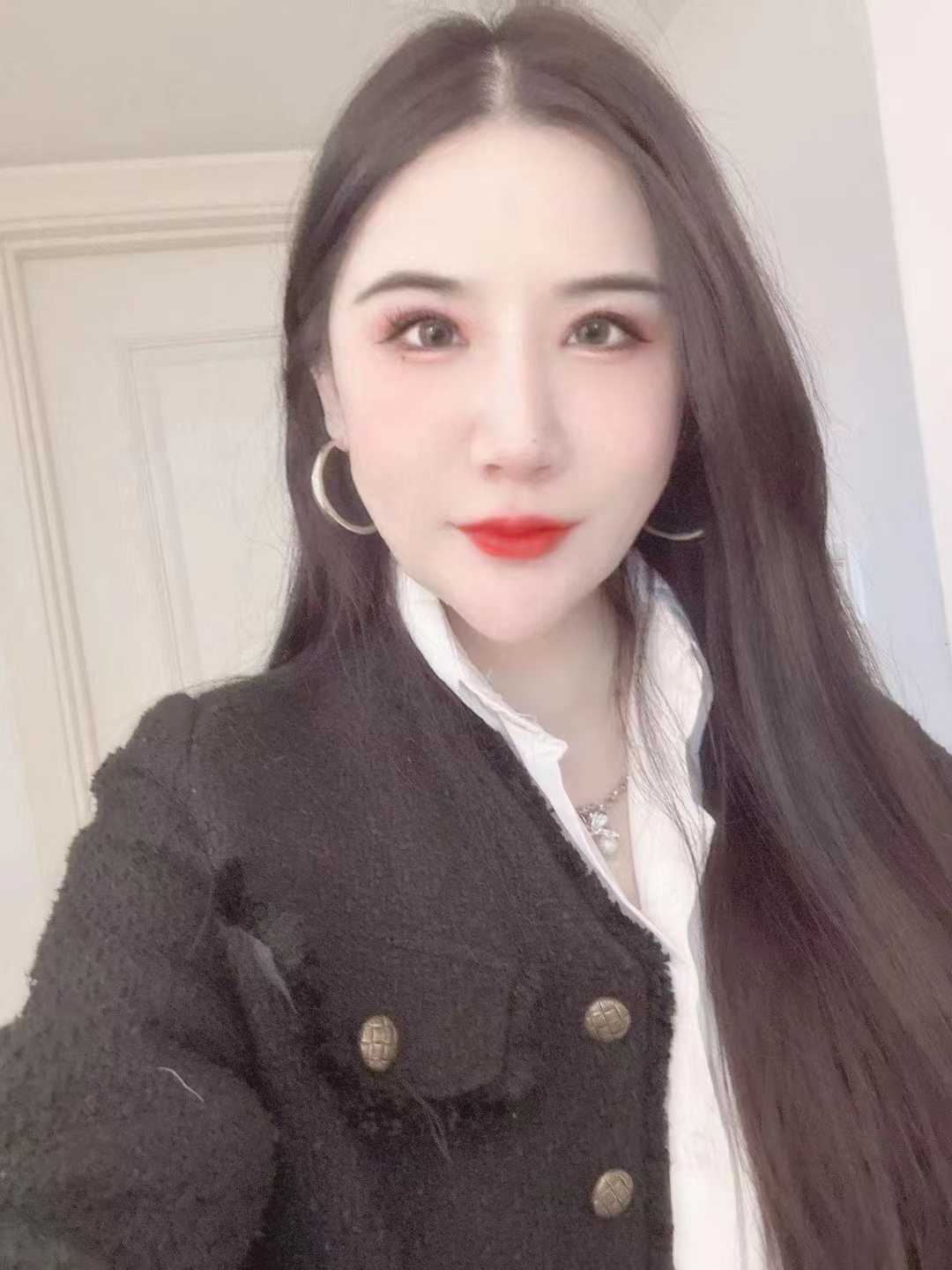 万科附近漂亮小姐姐