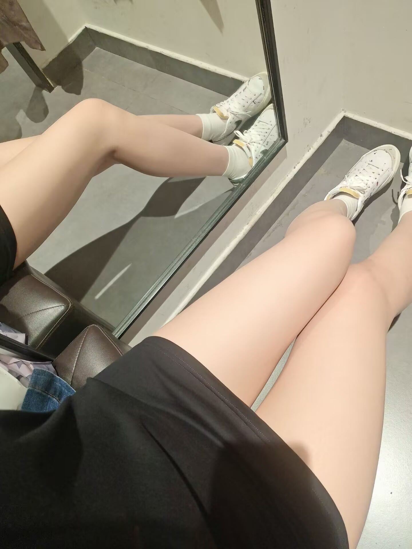 00年刚毕业大长腿