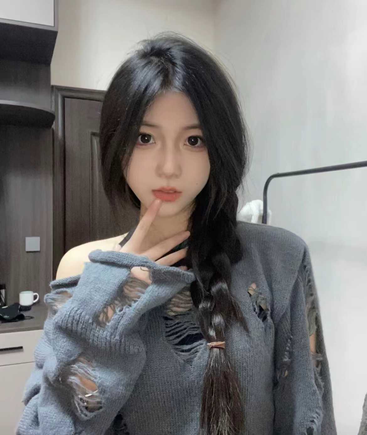 确实嫩，水多，姿势随意摆会配